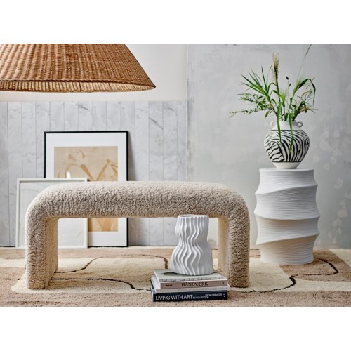 Banc Bobbie en tissu bouclé clair Bloomingville
