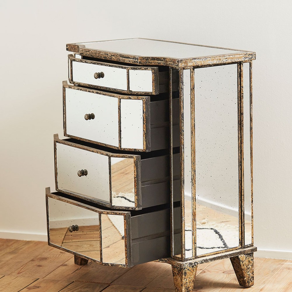 Ordering in wood with patina mirror