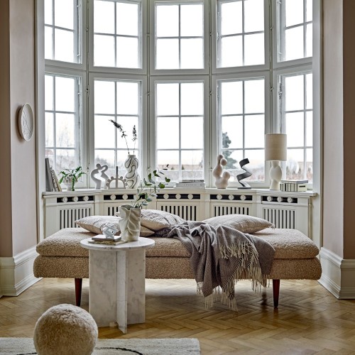 Pione Meridian, Natuur, Polyester