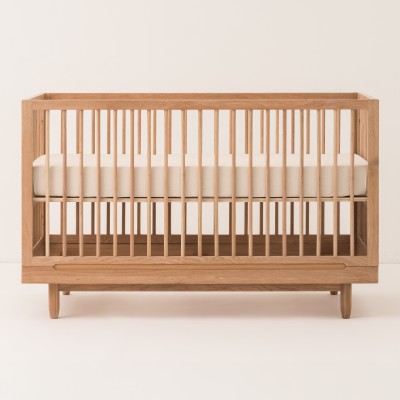 Pure convertible crib in solid oak 2