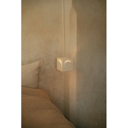 Lampe de table -ECLIPSE- L 13 x W 13 x H 20,5 cm - blanc