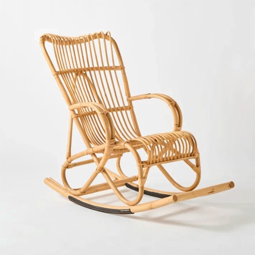 Marlene Rattan Schaukelstuhl