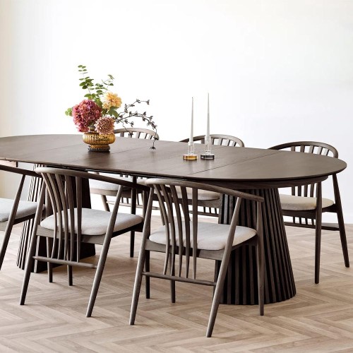 Ensemble Esszimmer Osaka und Agustin – Tisch und 6 Stühle aus Eichenfurnier, MDF und Eichenholz