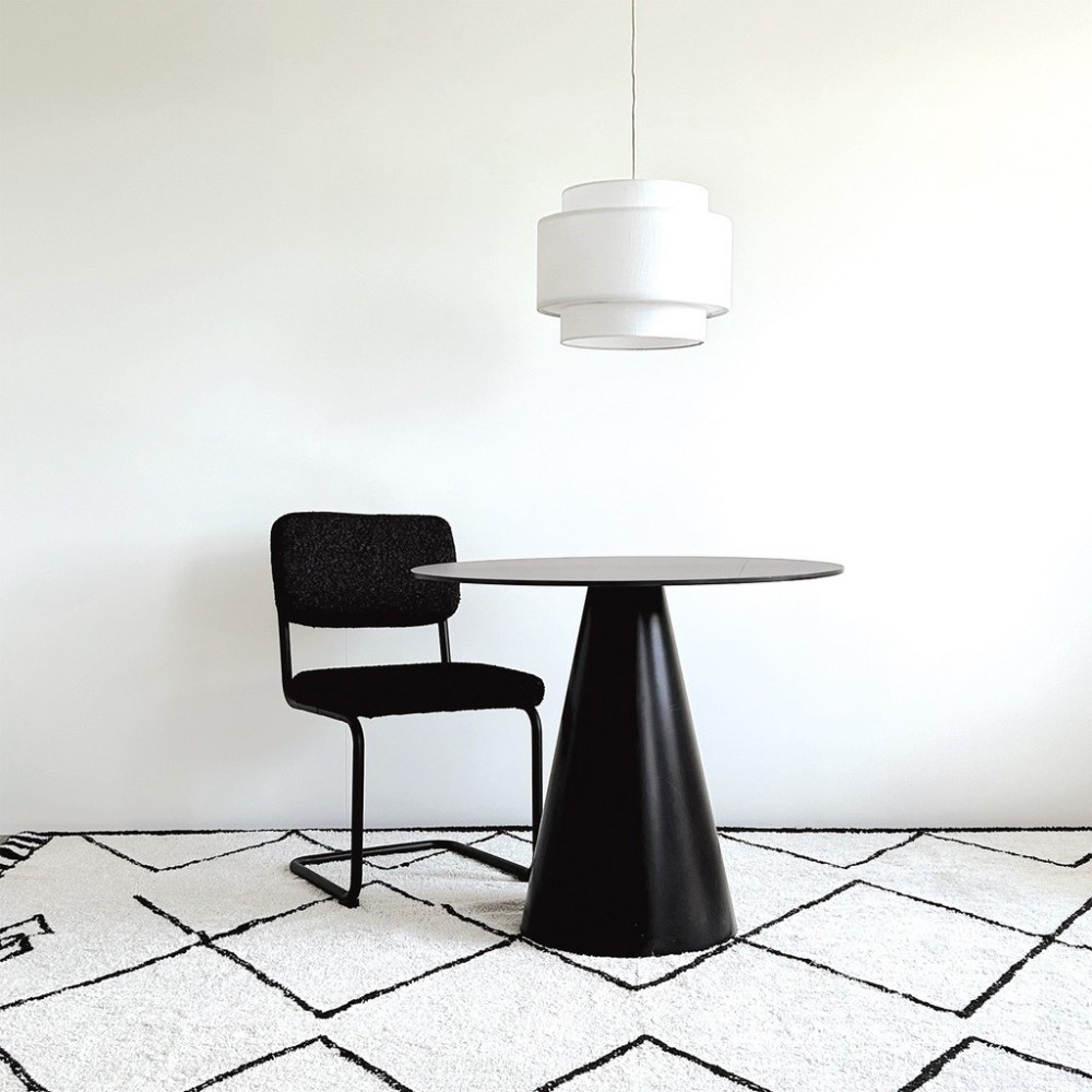 Sedia Capsula Tessuto del piede nero Segna segnalibro nero L57 P49 H86cm