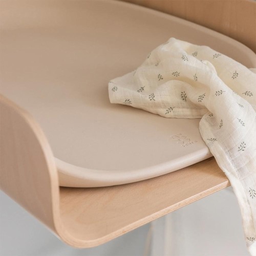 Mesa de cambio de pared - Edición de madera