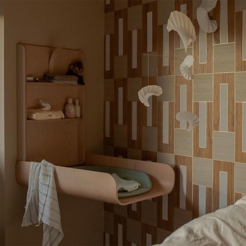 Mesa de cambio de pared - Edición de madera