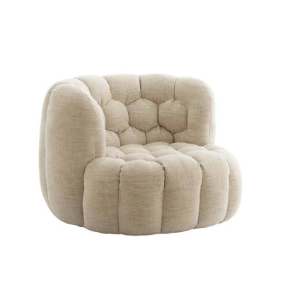 Fauteuil design Amara en tissu crème 2