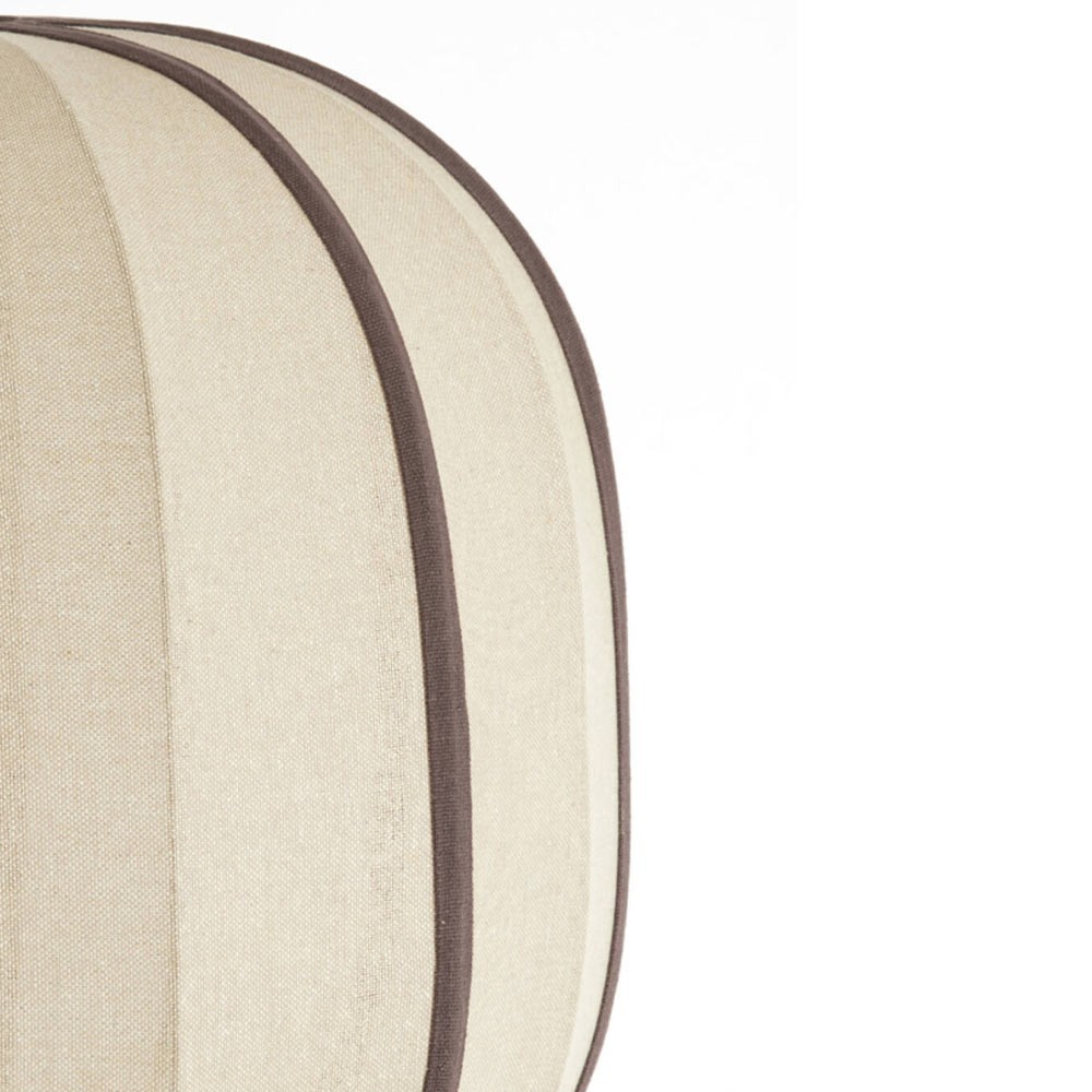 Diseño de Esmiria de suspensión en fibras naturales y madera marrón oscuro