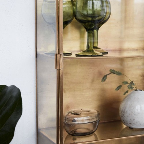 Schaufenster aus Messing und Glas L. House Doctor