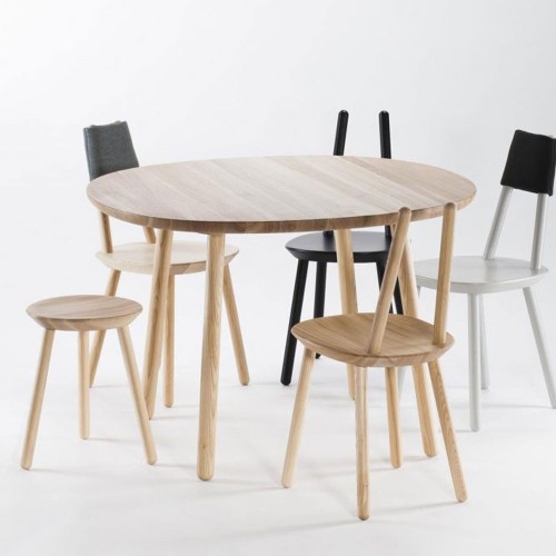Table à manger Naïve frêne naturel Ø110cm Emko