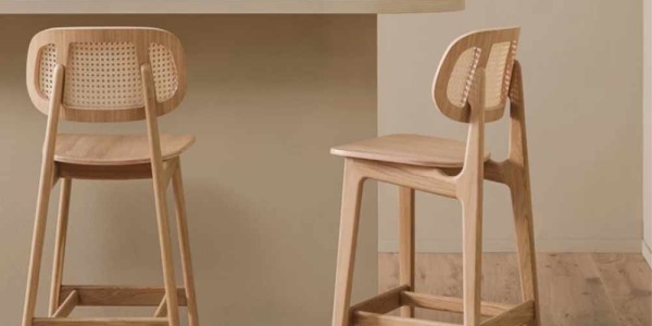 Quelle hauteur pour un îlot central et des tabourets de bar ?